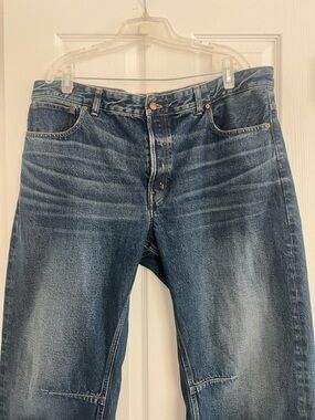 Madewell Women's Tall Darted Barrel-Leg Jeans in Danver Wash